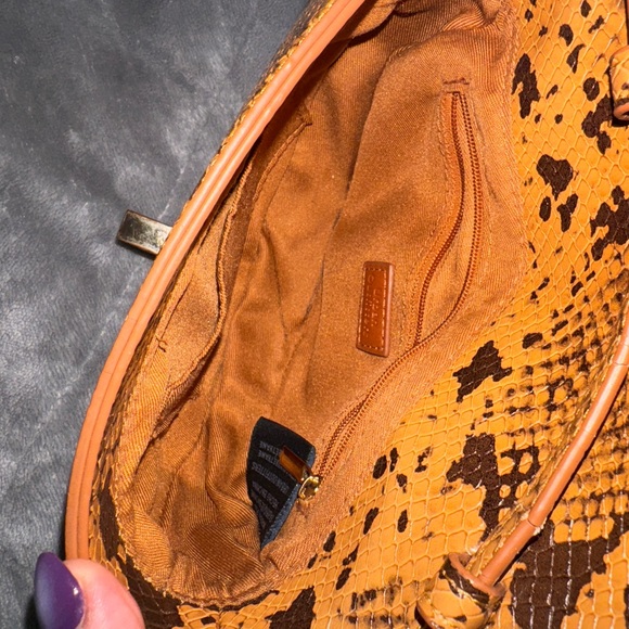 Urban outfitters crossbody bag - Picture 2 of 3